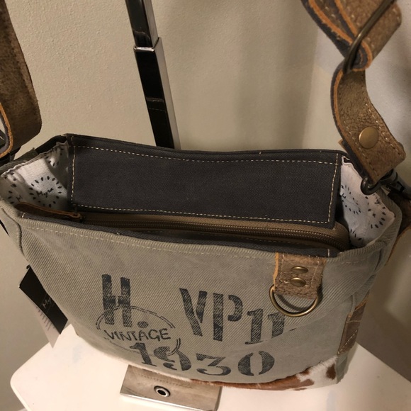 Era 1930 Shoulder Crossbody Canvas Purse upcycled - Picture 7 of 7